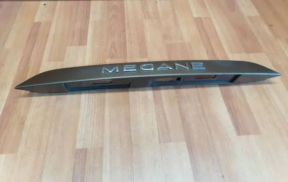Renault Megane IV Trunk door license plate light bar 848104514R 848108317R 848100292R