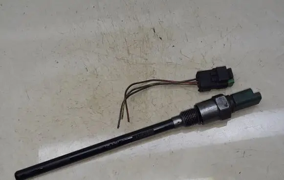 Citroen C4 I Oil level sensor 96453990