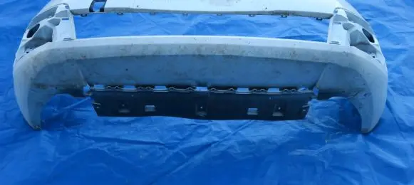 Citroen Berlingo Front bumper 9810923577 9810923377