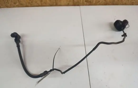 Opel Insignia A Clutch pipe/line