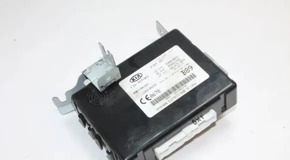 KIA Ceed Central body control module 95400A2891