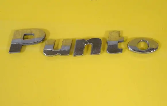 Fiat Punto (188) Manufacturers badge/model letters 