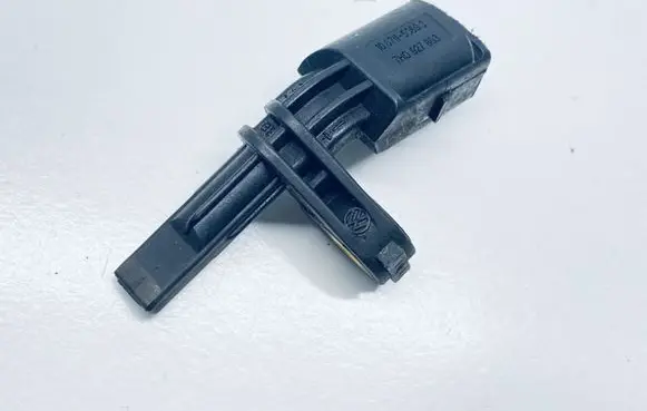 Volkswagen PASSAT B6 ABS brake wheel speed sensor 7H0927803