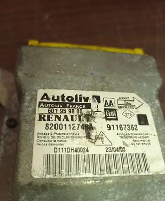 Renault Trafic II (X83) Airbag control unit/module 8200112748A 91167362 601959800
