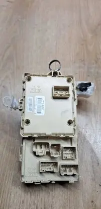 Toyota Corolla Verso E121 Fuse box set 892210F010 2191822183