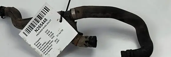 Audi A8 S8 D4 4H Air intake hose/pipe 