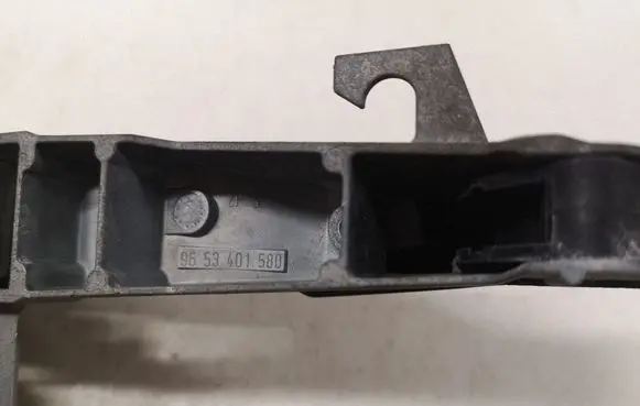 Peugeot 407 Rear door exterior handle 9653401580