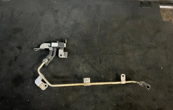 Audi Q7 4L Air pressure sensor 059906051A 7P6131552