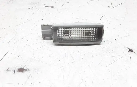Volkswagen PASSAT B5 Other interior light 3B0947113