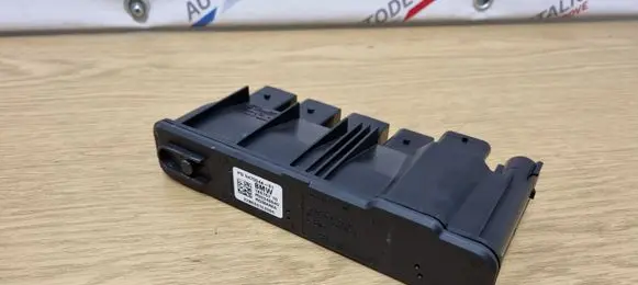 BMW 3 G20 G21 Power management control unit 9470044