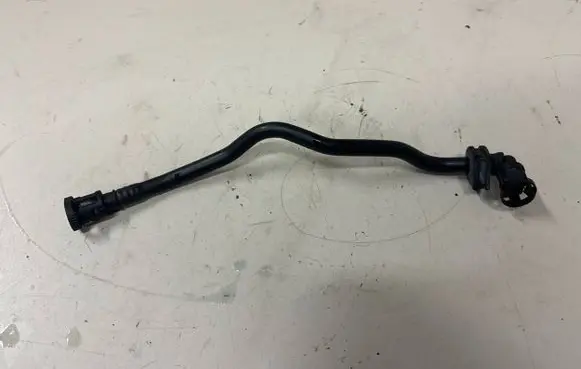 BMW 3 F30 F35 F31 Vacuum line/pipe/hose 8600882 184216