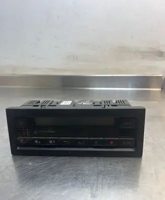 Volkswagen PASSAT B5.5 Climate control unit 3B1907044K 412206017001