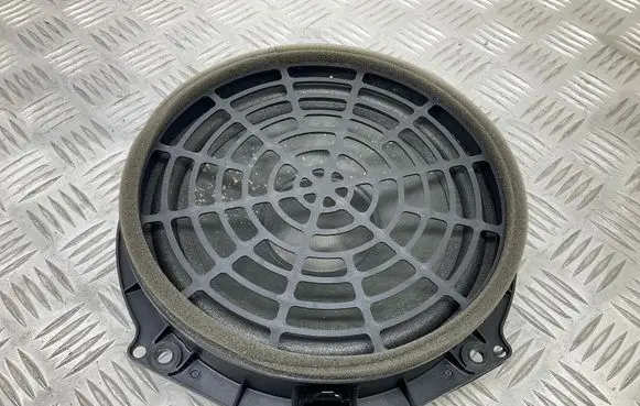 Audi A6 S6 C7 4G Front door speaker 4G2035415