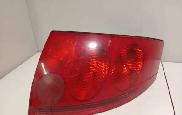 Audi TT Mk1 Rear/tail lights 89100110
