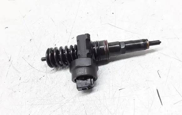 Ford Galaxy Fuel injector 038130073R 0414720018
