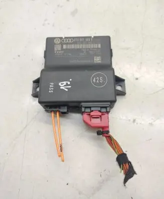 Audi A5 8T 8F Gateway control module 8T0907468 8T0907468K