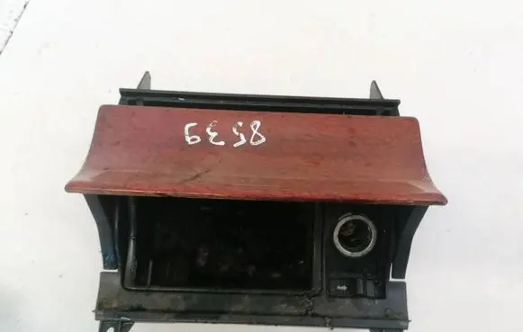 Mercedes-Benz E W210 Car ashtray