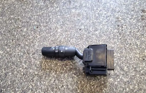 Mazda 3 I Indicator stalk