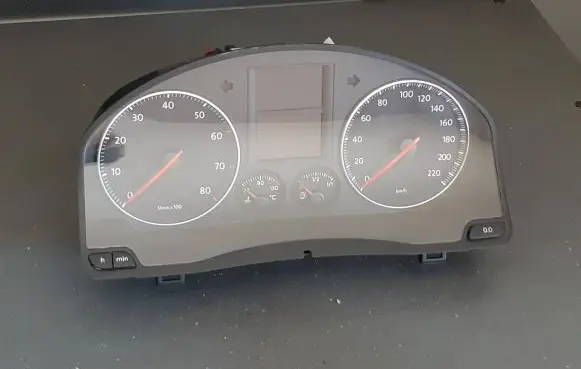 Volkswagen Golf V Speedometer (instrument cluster) 1KO920853