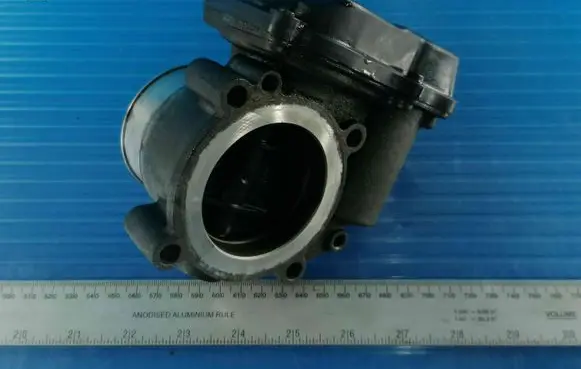 Volkswagen Golf V Throttle valve 06F133062G A2C53044094