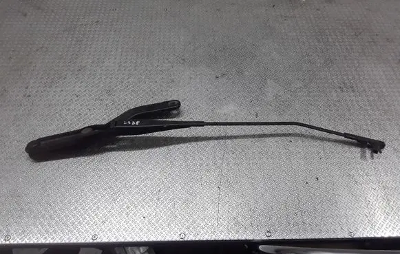 Ford Focus C-MAX Front wiper blade arm 3M5117526CC