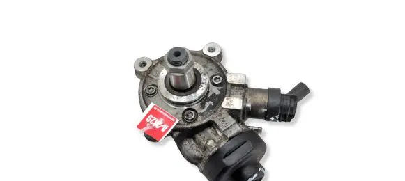 Volkswagen PASSAT B8 Fuel injection high pressure pump 04L130755D 0445010537