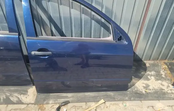 Skoda Fabia Mk1 (6Y) Front door