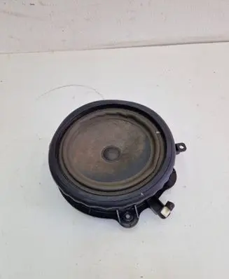 Audi A3 S3 A3 Sportback 8P Front door speaker 8P0035411C