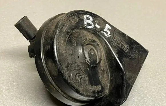 BMW 3 E90 E91 Horn signal A046527