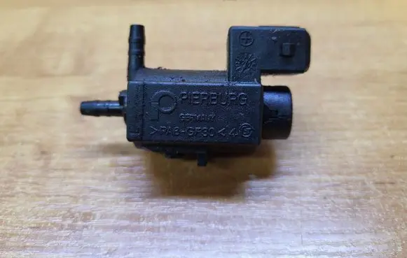 BMW 5 E60 E61 Turbo solenoid valve 1742712 04T293 72234100