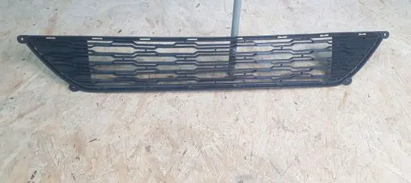 KIA Ceed Front bumper lower grill 86367920