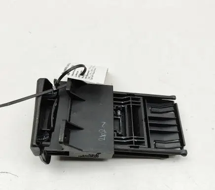 Toyota Hilux (AN10, AN20, AN30) Cup holder 556150K010 556250K010