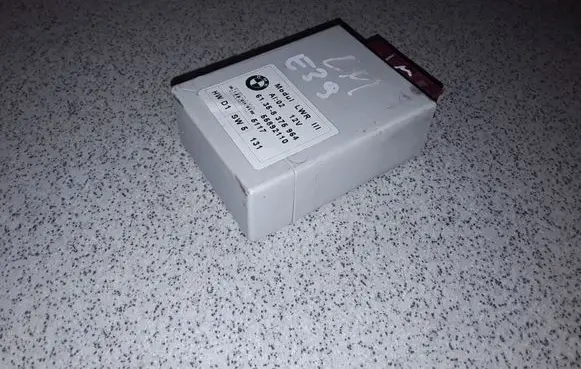 BMW 5 E39 Light module LCM 61358375964 8375964