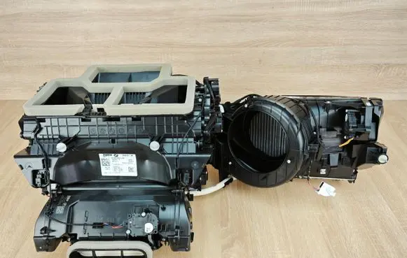 BMW 4 G22 G23 G24 G26 Interior heater climate box assembly 430IXA