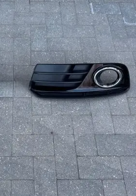 Audi Q5 SQ5 8R Front bumper lower grill 8R0807681M