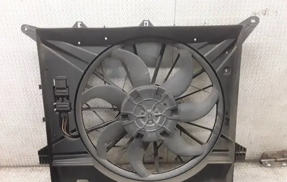 Volvo XC90 Electric radiator cooling fan 0130706803 30645719