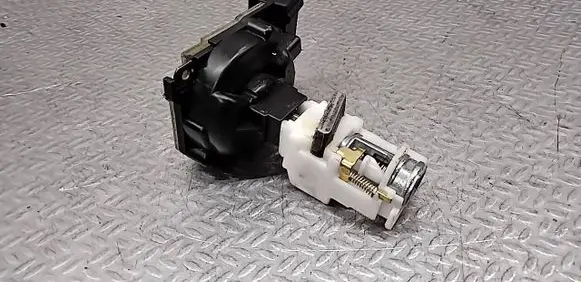 Chrysler PT Cruiser Ignition lock contact 04793576A