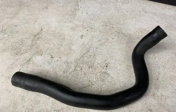 Ford Mondeo MK IV Breather hose/pipe