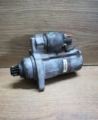 Volkswagen PASSAT B6 Starter motor 230116A