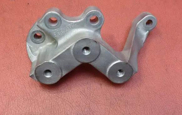 Opel Insignia B Gearbox mounting bracket 22937306