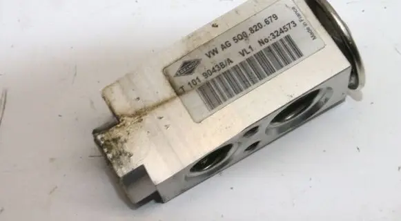 Skoda Octavia Mk3 (5E) Air conditioning (A/C) expansion valve 5Q0820679