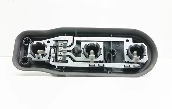 BMW 5 E39 Tail light bulb cover holder 8371324 393440