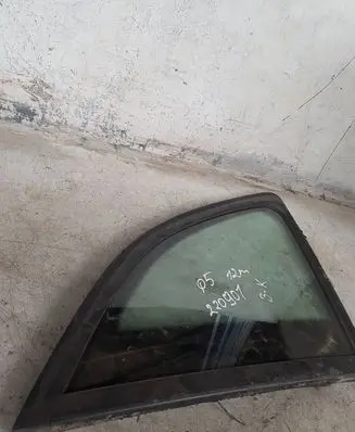 Audi Q5 SQ5 Rear side window