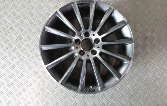 Mercedes-Benz C AMG W205 R19 alloy rim 