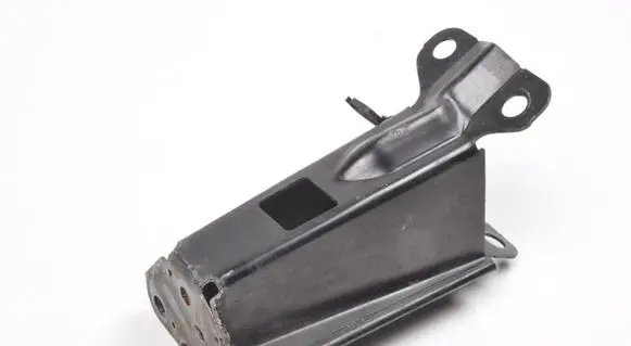 Volvo S80 Radiator mount bracket 