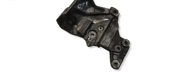 Volvo V50 Engine mounting bracket 505932