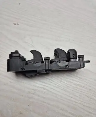 Volvo V70 Electric window control switch 30773271 03454210