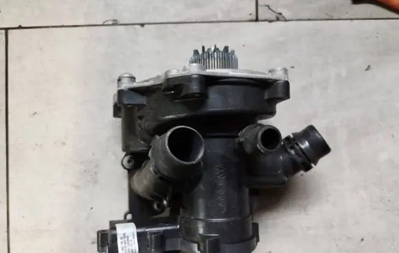 Skoda Superb B8 (3V) Water pump 06L121012L 261020220422