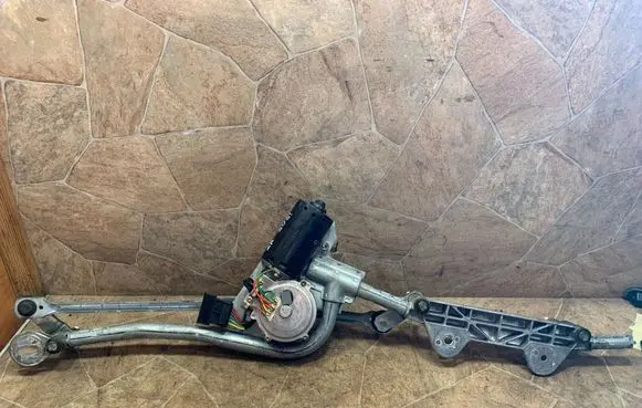 Mercedes-Benz SL R230 Wiper motor A0390241442