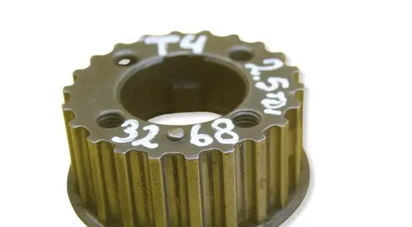 Volkswagen II LT Crankshaft gear 069105263